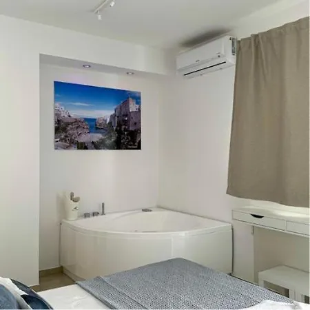 فندق مبيت وإفطار Cala Paura